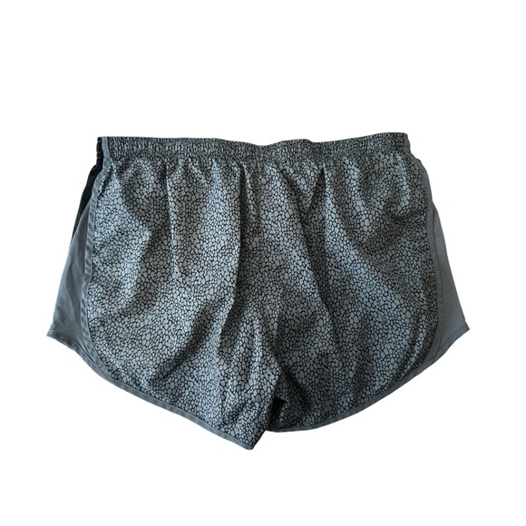 Nike Dri-Fit  Shorts Women‎ Médium Running Gym Workout Athleisure Outdoor Yoga - Picture 2 of 7